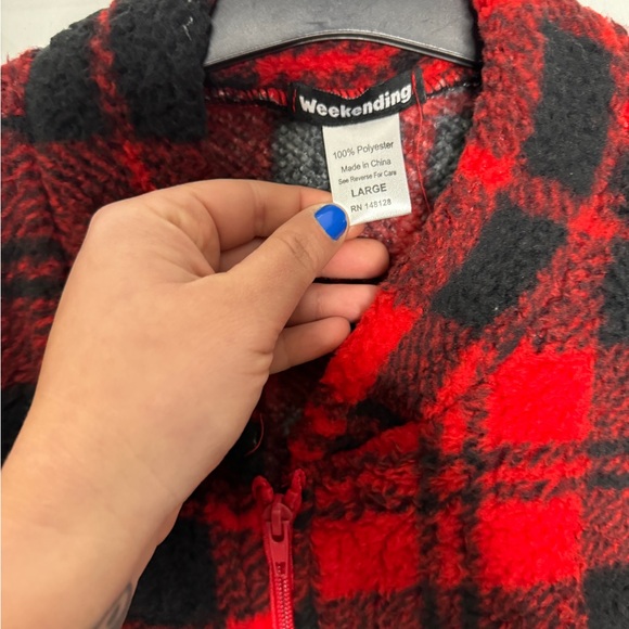 Super soft faux Sherpa zip up jacket w pockets - buffalo plaid nwt - Picture 5 of 5
